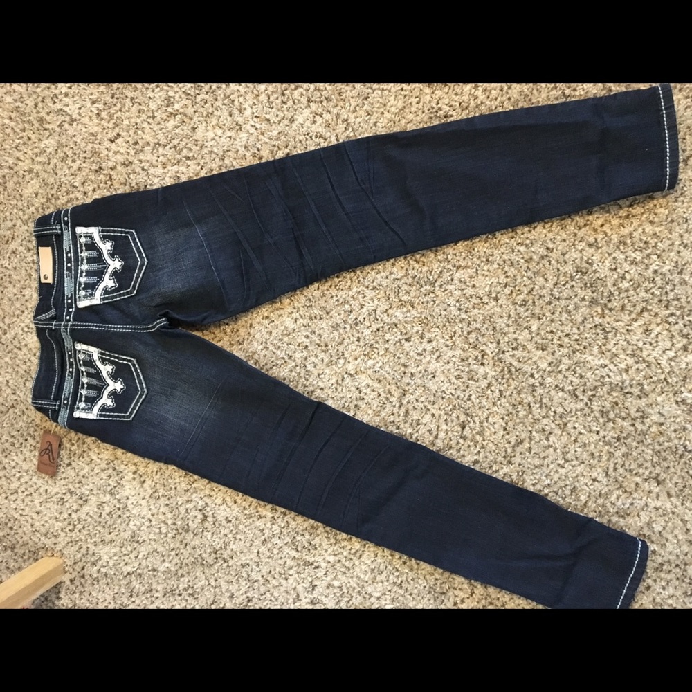 Antique Rivet Jeans - Picture 3 of 4